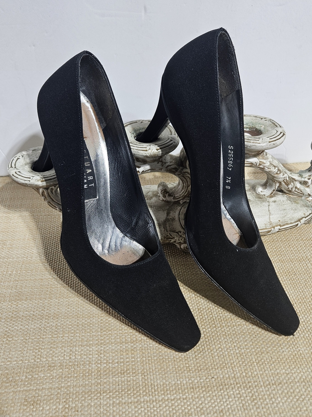 Stuart Weitzman Black Pointed-Toe Pumps